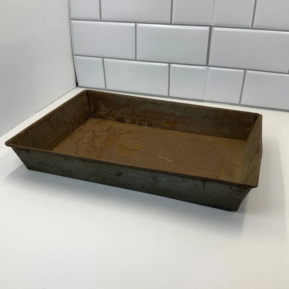 Vintage Unbranded Rustic Baking Pan Muffin Tin Set Metal 3 Pieces